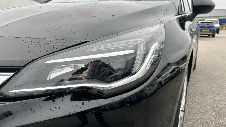 Vauxhall Astra 1.0T ecoTEC Design 5dr Petrol Hatchback